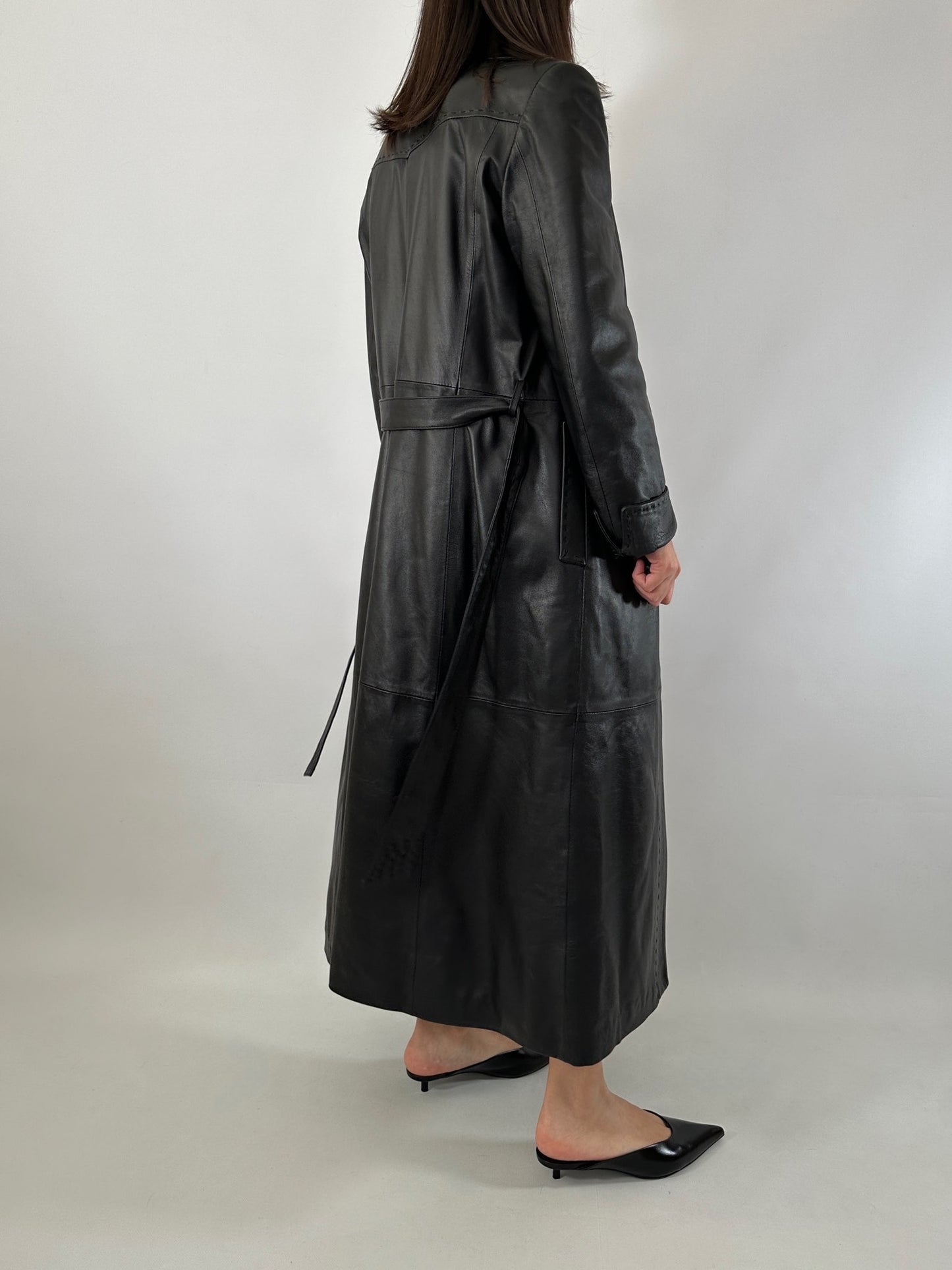 Extra-long nappa leather vintage trench coat
