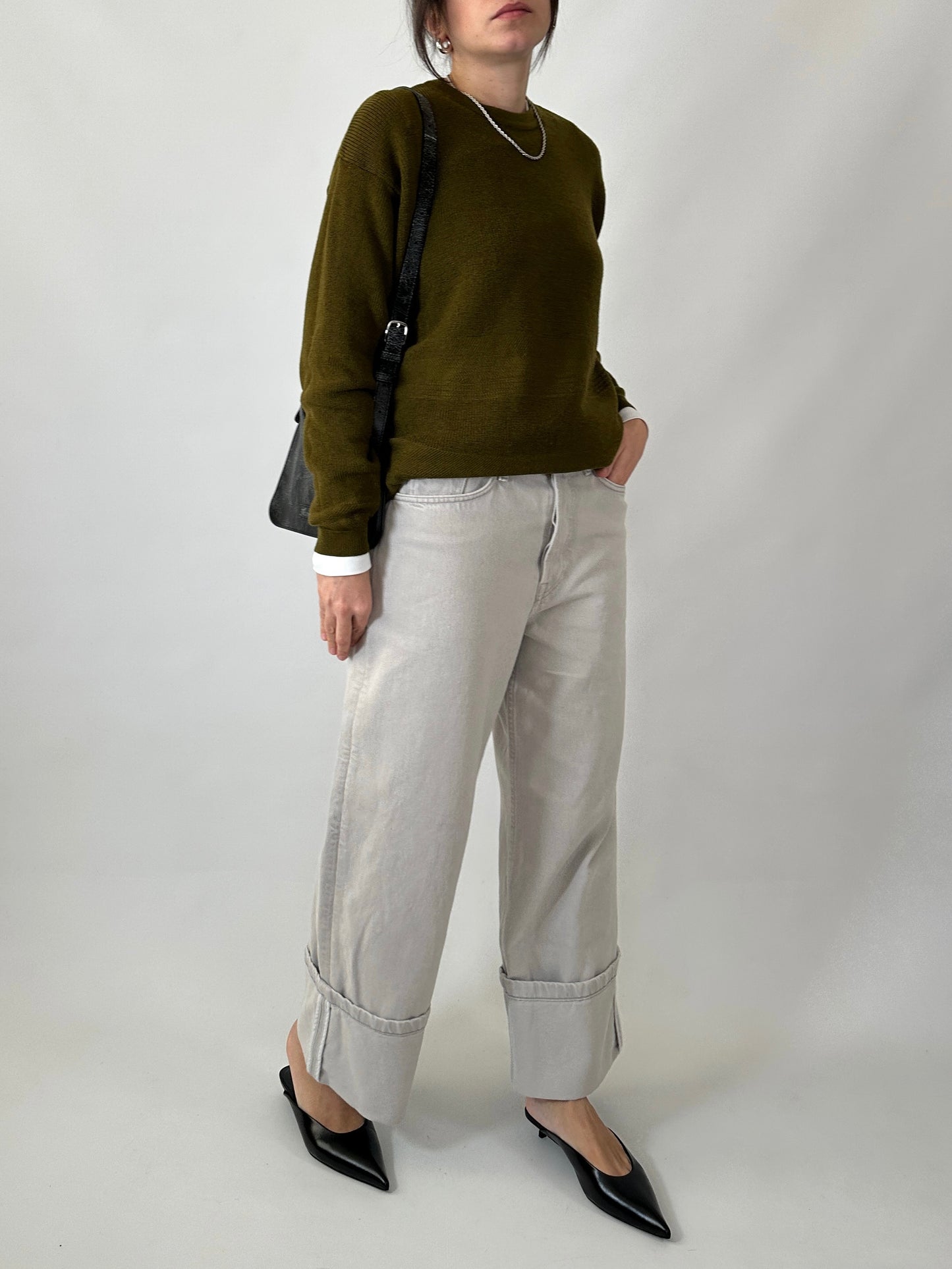 Virgin wool olive green vintage sweater