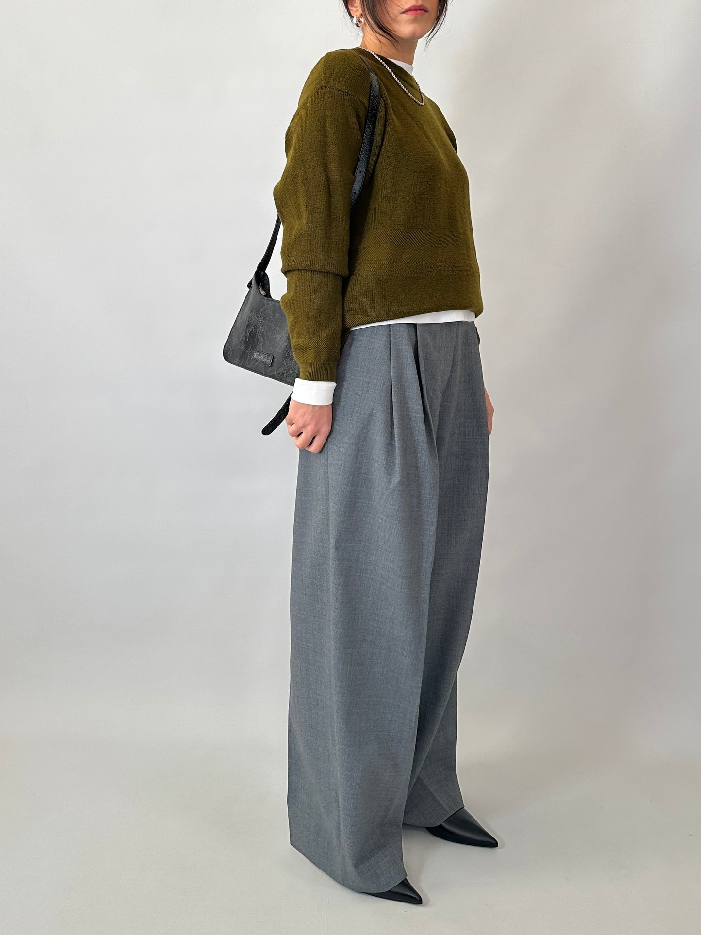 Virgin wool olive green vintage sweater